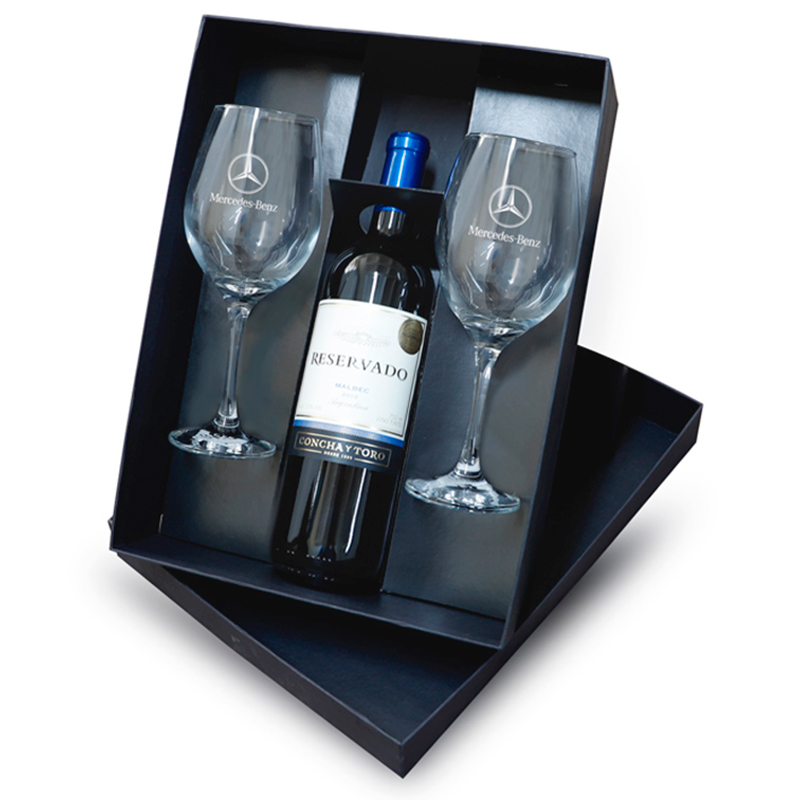 Kit Bebida com Vinho e taças Personalizado - segunda imagem